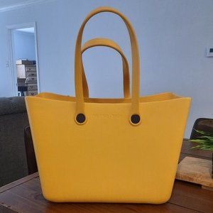 Versa Tote